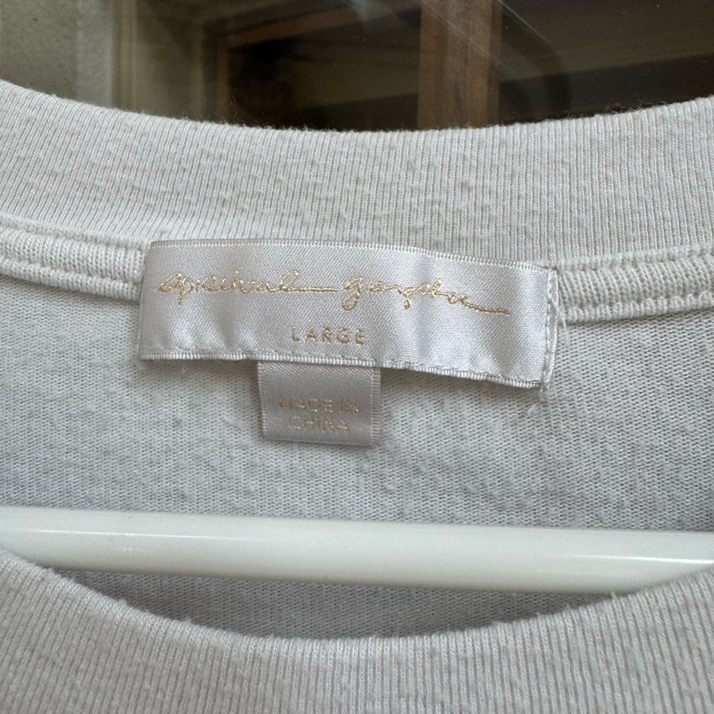 Spiritual Gangster White Sweatshirt with Heart Detail - Picture 3 of 6